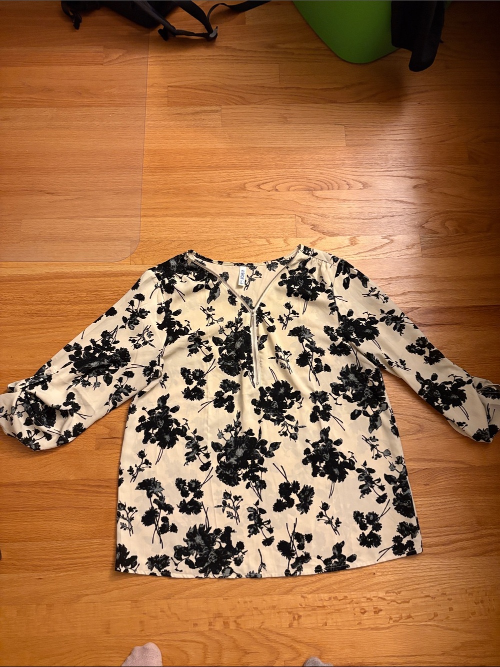 Cream and Black Floral Split-Neck Blouse